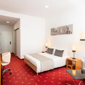 vizitați hotelul