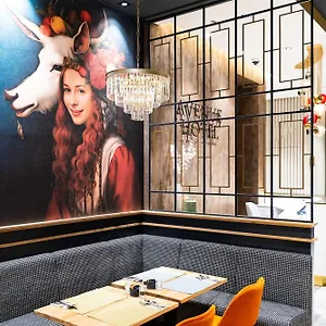 buradan rezervasyon yapın